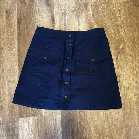 Banana Republic navy skirt 💙 - Picture 1 of 4